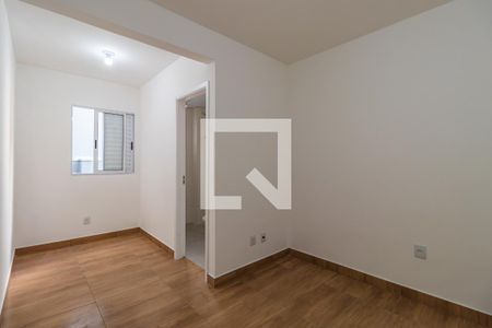 Quarto 2 de apartamento para alugar com 2 quartos, 54m² em Parque Santa Luzia, Barueri