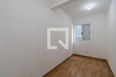 Quarto 1 de apartamento para alugar com 2 quartos, 54m² em Parque Santa Luzia, Barueri