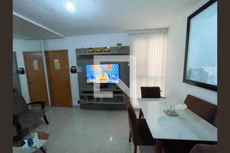 Sala de apartamento à venda com 2 quartos, 54m² em Califórnia, Contagem