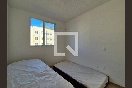 Quarto 1 de apartamento para alugar com 2 quartos, 43m² em Vargem Grande, Rio de Janeiro