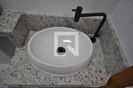 Lavabo de casa à venda com 3 quartos, 122m² em Parque Vitoria, São Paulo