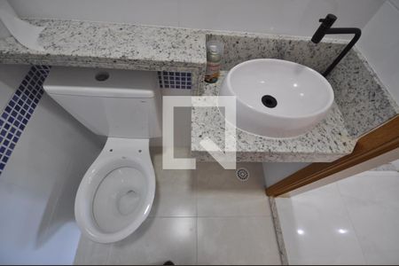 Lavabo de casa à venda com 3 quartos, 122m² em Parque Vitoria, São Paulo