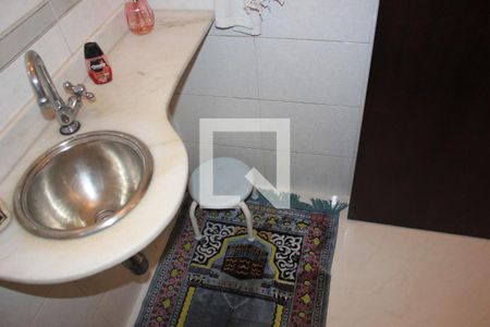 Lavabo de casa à venda com 5 quartos, 290m² em Vila Galvão, Guarulhos