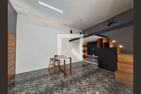 Sala de kitnet/studio para alugar com 1 quarto, 45m² em Saúde, Rio de Janeiro