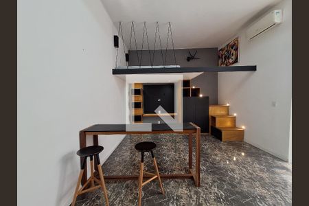 Sala de kitnet/studio para alugar com 1 quarto, 45m² em Saúde, Rio de Janeiro