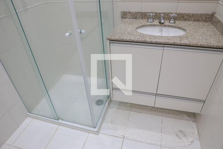 Banheiro da Suíte de apartamento à venda com 1 quarto, 56m² em Vila Pompéia, São Paulo