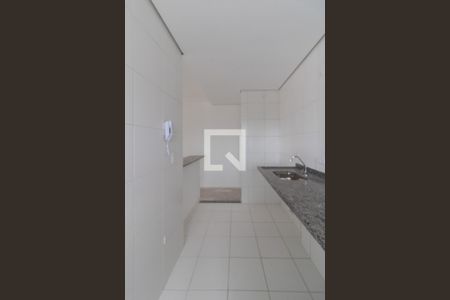 Cozinha de apartamento à venda com 2 quartos, 56m² em Jardim do Papai, Guarulhos