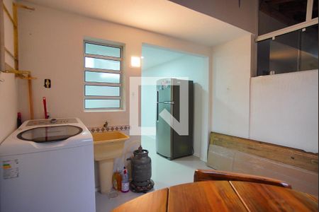 Área de Serviço de casa à venda com 2 quartos, 72m² em Sarandi, Porto Alegre