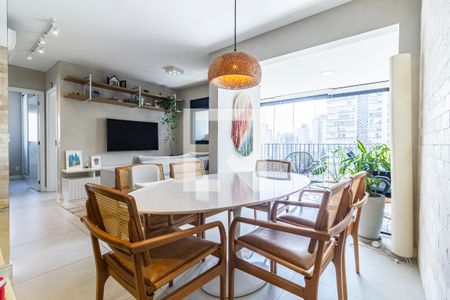 Sala de apartamento à venda com 2 quartos, 72m² em Pinheiros, São Paulo