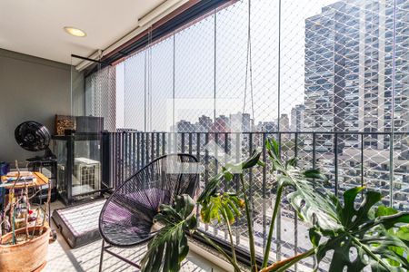 Sala de apartamento à venda com 2 quartos, 72m² em Pinheiros, São Paulo