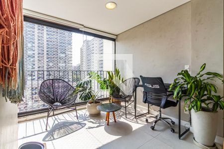 Sala de apartamento à venda com 2 quartos, 72m² em Pinheiros, São Paulo