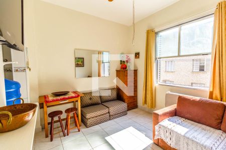 Sala/Quarto de apartamento para alugar com 1 quarto, 23m² em Ocian, Praia Grande