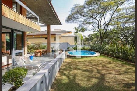 Casa à venda com 4 quartos, 628m² em Jardim Guedala, São Paulo