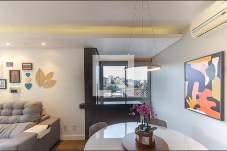 Sala de apartamento à venda com 3 quartos, 92m² em Jardim Botânico, Porto Alegre