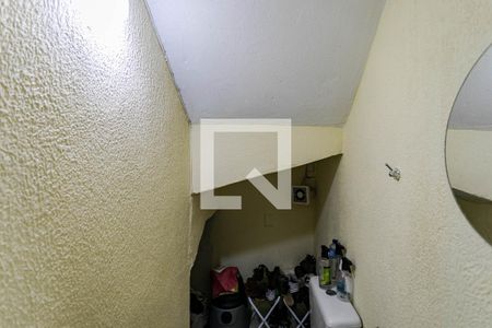 Lavabo  de casa de condomínio para alugar com 2 quartos, 68m² em Jundiapeba, Mogi das Cruzes