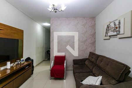 Sala de casa de condomínio para alugar com 2 quartos, 68m² em Jundiapeba, Mogi das Cruzes