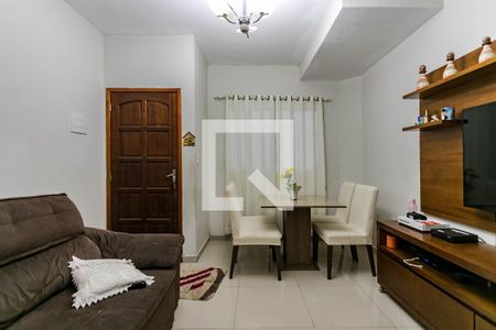 Sala de casa de condomínio para alugar com 2 quartos, 68m² em Jundiapeba, Mogi das Cruzes