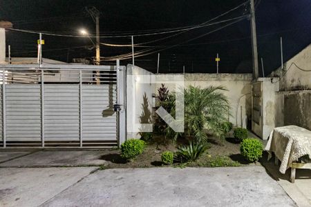 Sala - Vista de casa de condomínio para alugar com 2 quartos, 68m² em Jundiapeba, Mogi das Cruzes