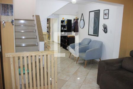 Sala de casa à venda com 2 quartos, 115m² em Vila Galvão, Guarulhos