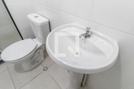 Banheiro de apartamento para alugar com 1 quarto, 24m² em Vila Prudente, São Paulo