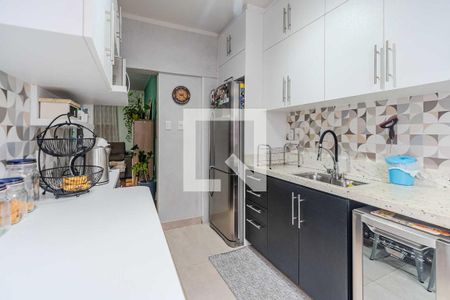 Cozinha e Área de Serviço de apartamento à venda com 2 quartos, 81m² em Santana, Porto Alegre