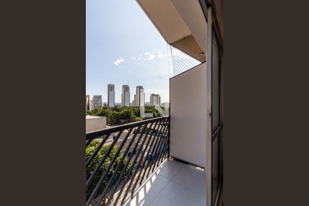 Sala - Varanda de apartamento à venda com 2 quartos, 63m² em Campos Elíseos, São Paulo