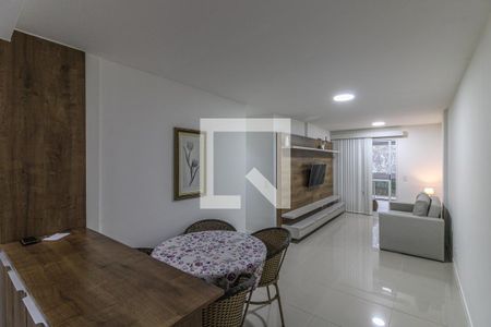 Sala de apartamento à venda com 3 quartos, 105m² em Recreio dos Bandeirantes, Rio de Janeiro