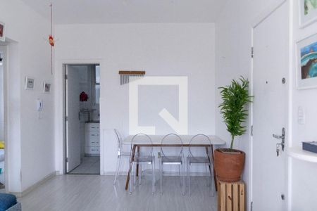 Sala de apartamento à venda com 2 quartos, 75m² em Estoril, Belo Horizonte