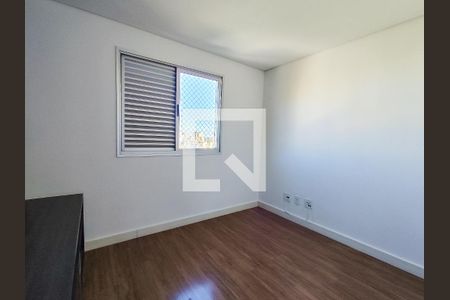 Quarto de apartamento para alugar com 4 quartos, 235m² em Estoril, Belo Horizonte