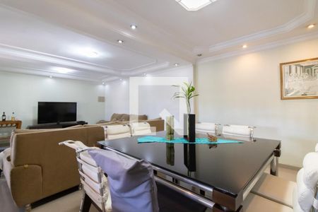 Sala de casa à venda com 4 quartos, 327m² em Jardim Jovaia, Guarulhos