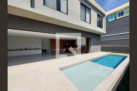 Piscina de casa de condomínio para alugar com 4 quartos, 380m² em Parque Sinai, Santana de Parnaíba