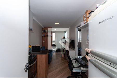 Sala/Cozinha de apartamento à venda com 1 quarto, 29m² em Parque Industrial Tomas Edson, São Paulo