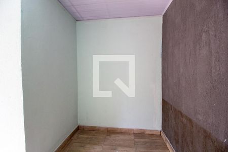 Sala/Quarto de casa para alugar com 1 quarto, 28m² em Jardim J S Carvalho, Sorocaba