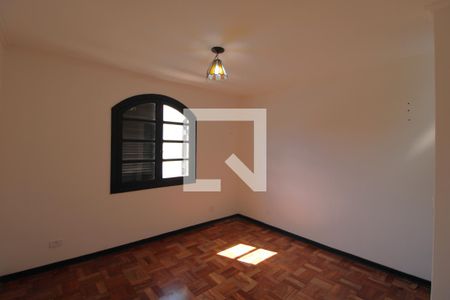 Quarto 1 de casa para alugar com 3 quartos, 200m² em Cidade Dutra, São Paulo