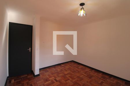 Quarto 1 de casa para alugar com 3 quartos, 200m² em Cidade Dutra, São Paulo