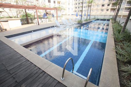 Apartamento à venda com 60m², 2 quartos e 1 vaga Apartamento à venda com 60m², 2 quartos e 1 vagaÁrea comum - Piscina