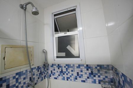 Apartamento à venda com 60m², 2 quartos e 1 vaga Apartamento à venda com 60m², 2 quartos e 1 vagaBanheiro Social