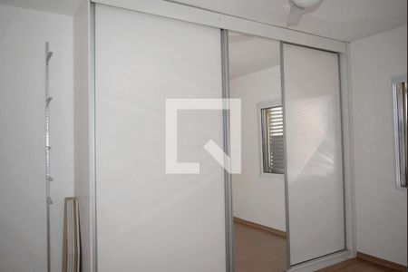 Quarto de apartamento à venda com 1 quarto, 58m² em Cerqueira César, São Paulo