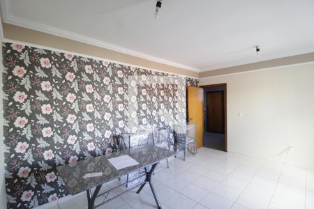 Sala de apartamento para alugar com 2 quartos, 62m² em Santa Mônica, Uberlândia