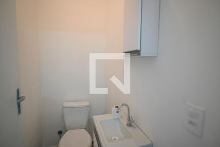 Lavabo de casa para alugar com 2 quartos, 85m² em Parque Bristol, São Paulo