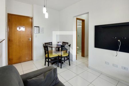 Sala de apartamento para alugar com 2 quartos, 60m² em Nova Mirim, Praia Grande