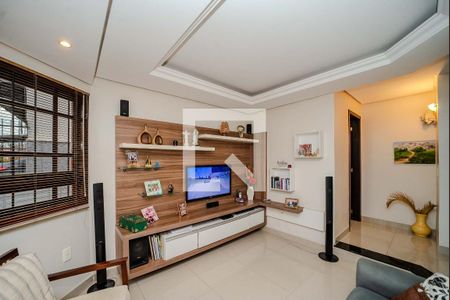 Sala de TV de casa à venda com 3 quartos, 210m² em Parque Santa Fé, Porto Alegre