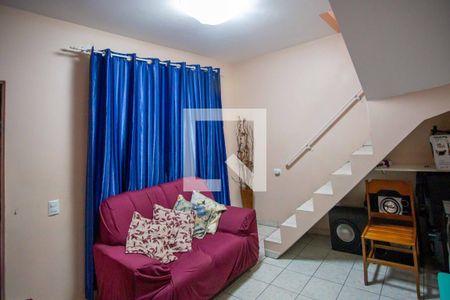 Sala de casa à venda com 2 quartos, 150m² em Conceição, Diadema