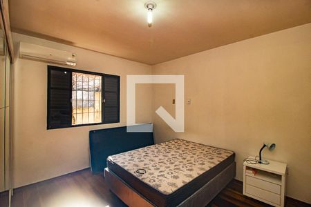 Quarto 1 de casa para alugar com 2 quartos, 90m² em Vila Nova, Porto Alegre