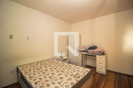 Quarto 1 de casa para alugar com 2 quartos, 90m² em Vila Nova, Porto Alegre