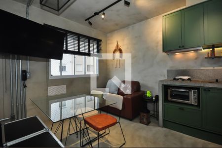 Sala de apartamento à venda com 1 quarto, 24m² em Paraíso do Morumbi, São Paulo