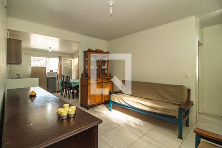 Sala de casa à venda com 2 quartos, 60m² em Vila Nova, Porto Alegre