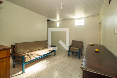 Sala de casa à venda com 2 quartos, 60m² em Vila Nova, Porto Alegre