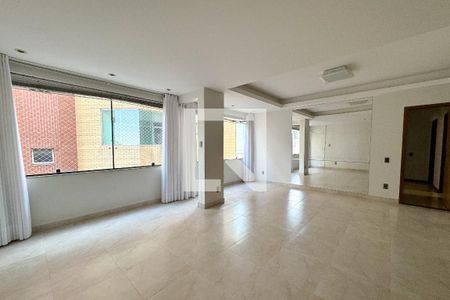 Apartamento à venda com 120m², 3 quartos e 2 vagasSala