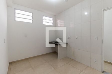 Cozinha de casa para alugar com 1 quarto, 36m² em Vila Curuçá, São Paulo